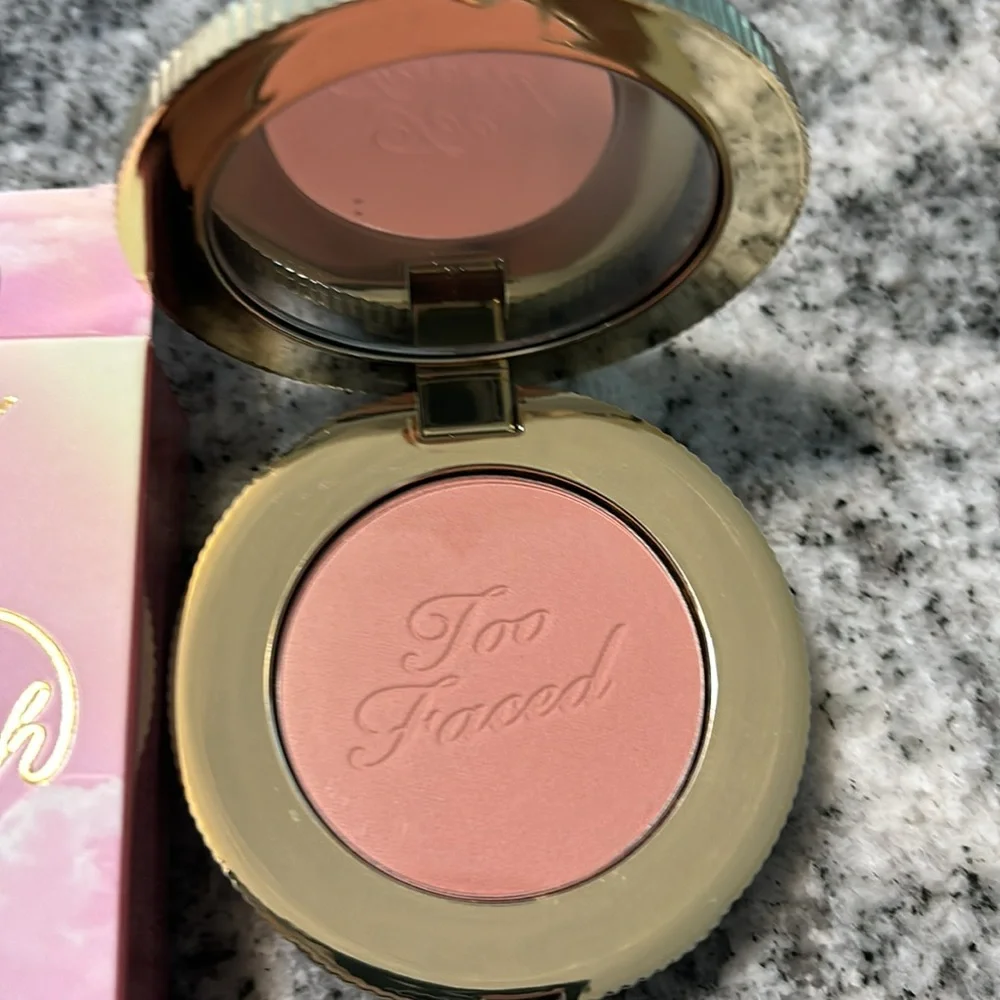 Too Faced Cloud Crush Blurring Blush VELVET CRUSH .17 oz NIB Full Sz